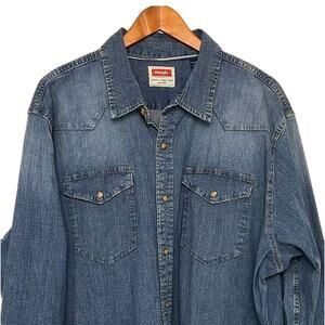 Wrangler Blue Denim Casual Button Down Shirt
